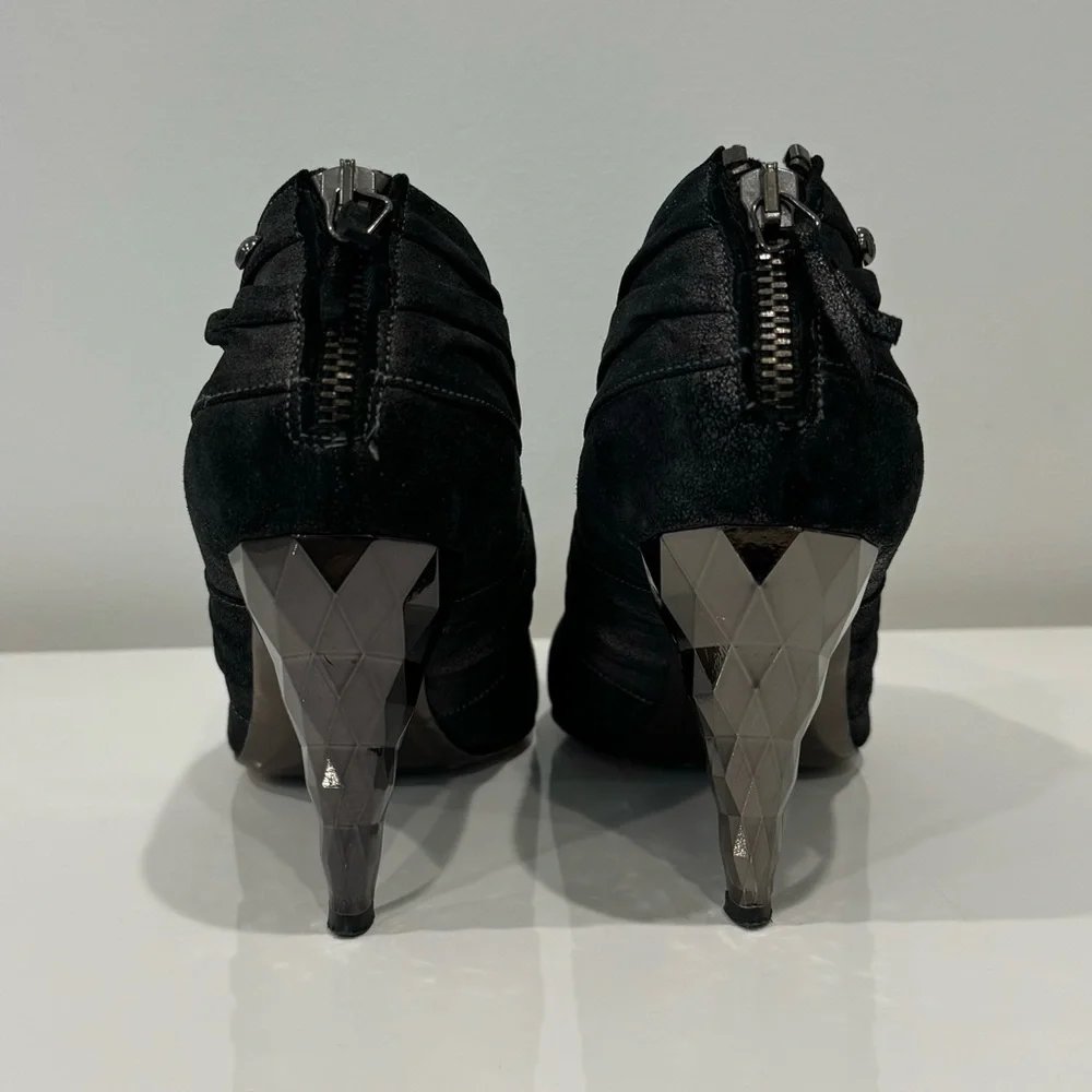 Designer booties - Picture 3 of 7